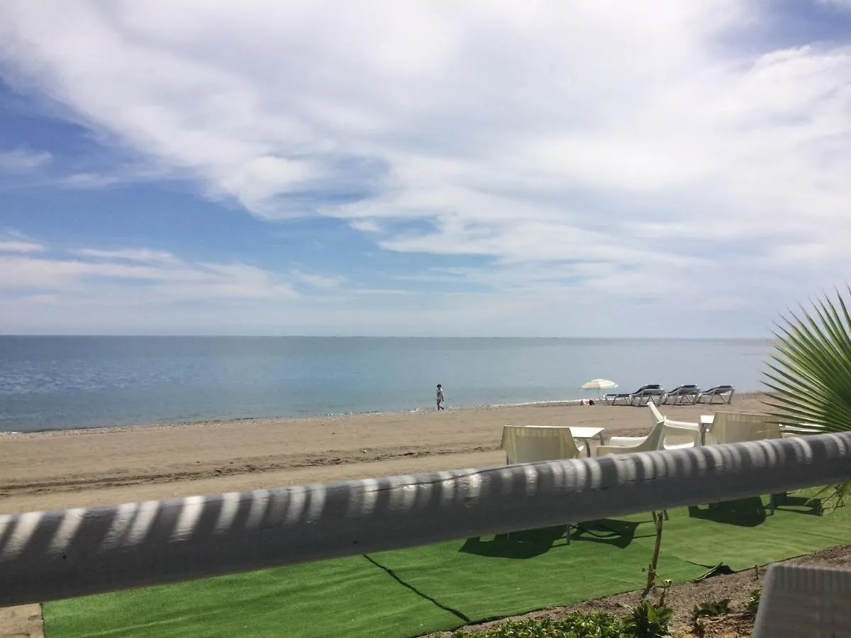 Una Gran Experiencia En La Costa Del Sol, A Pie De Playa Algarrobo Costa