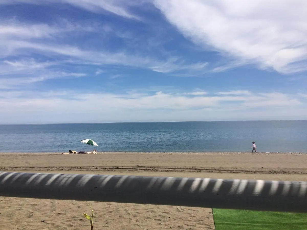 Una Gran Experiencia En La Costa Del Sol, A Pie De Playa Algarrobo Costa