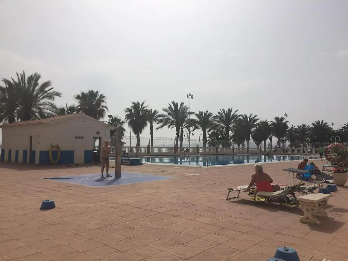 ألغاروبو - كوستا Una Gran Experiencia En La Costa Del Sol, A Pie De Playa شقة ألغاروبو - كوستا